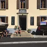 Heidi's ゲストハウス Frenières